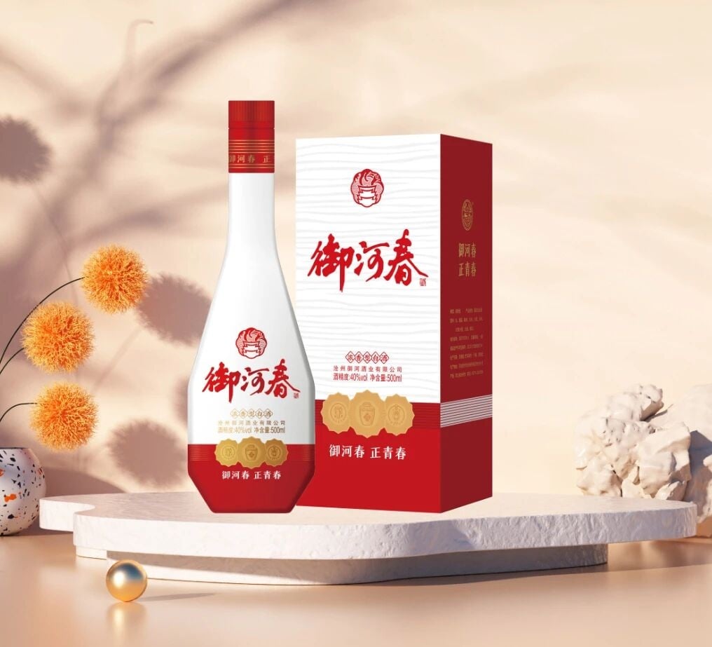 方瓶御河春 - 图片1